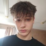Илья, 19 лет